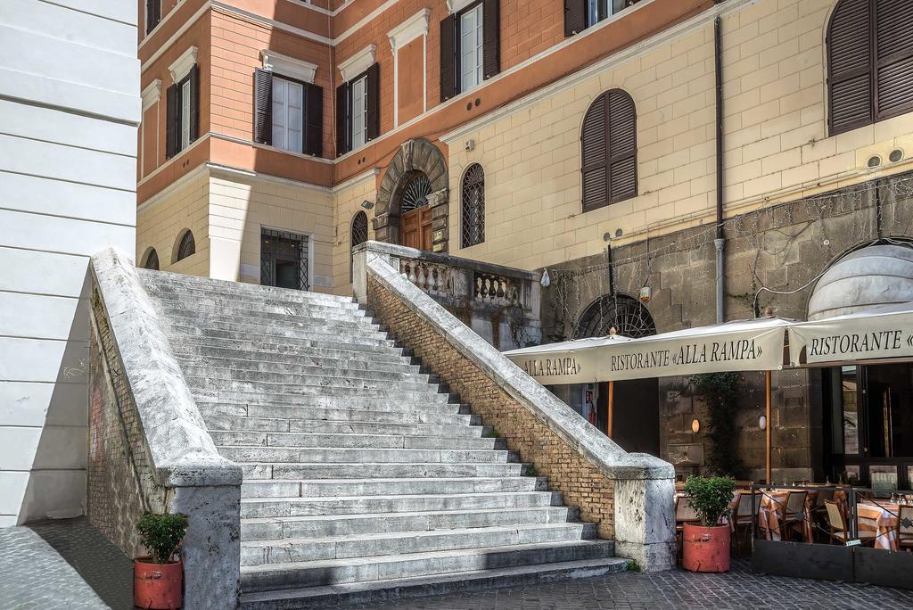 Ingrami Suites And Spa Рим Екстериор снимка
